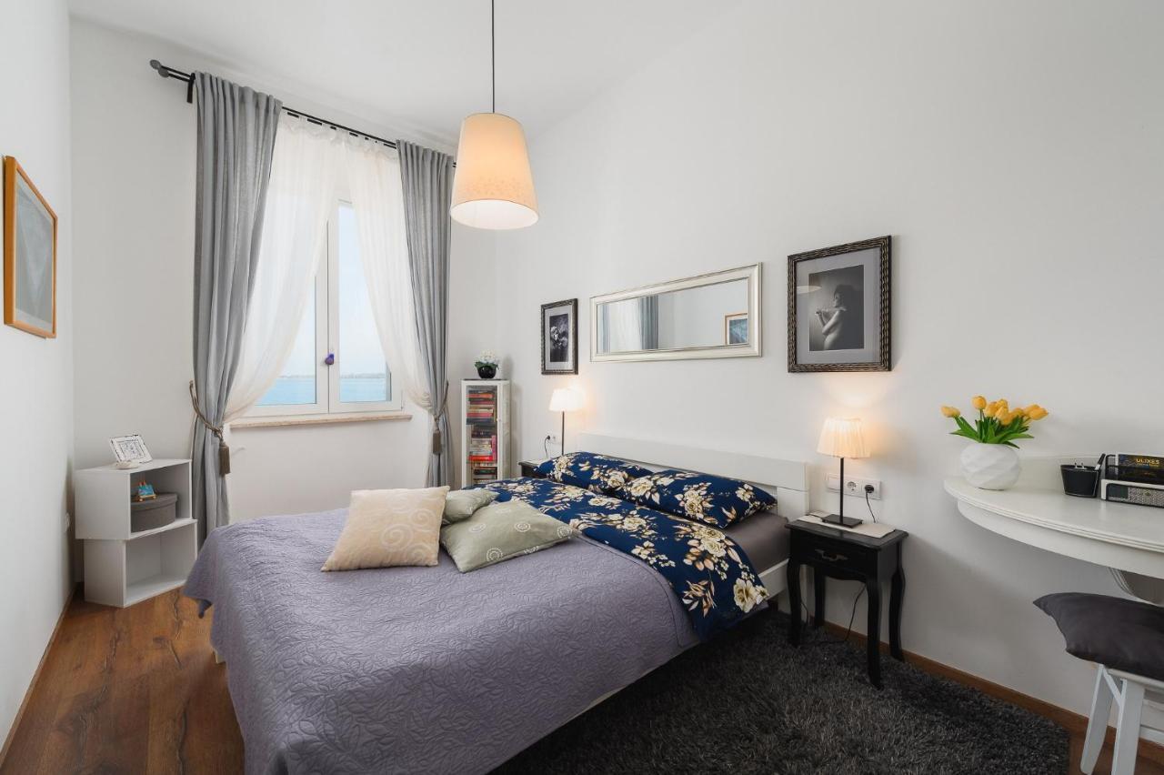 Apartment Nina Πόρετς Εξωτερικό φωτογραφία