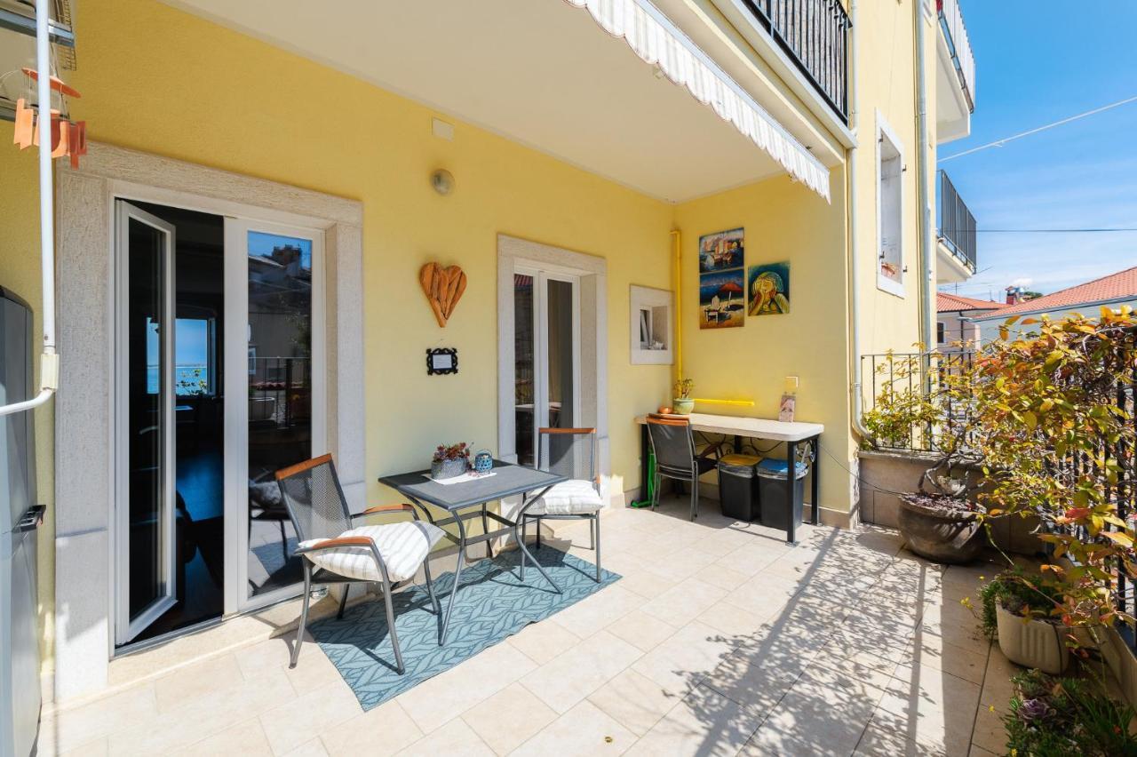 Apartment Nina Πόρετς Εξωτερικό φωτογραφία